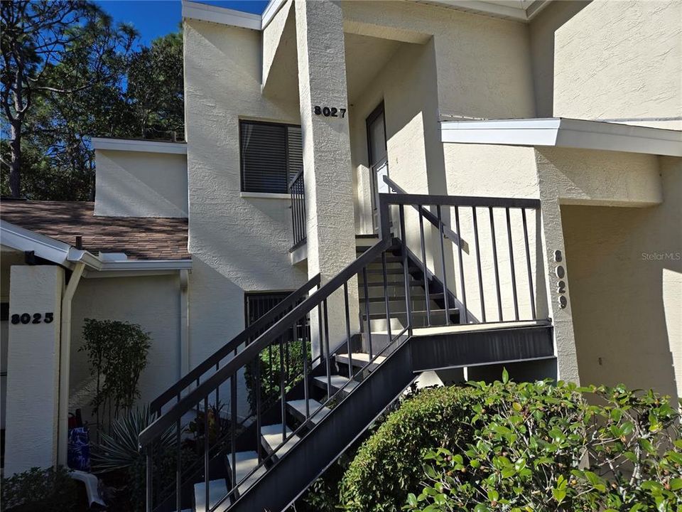 For Sale: $145,000 (2 beds, 2 baths, 1134 Square Feet)