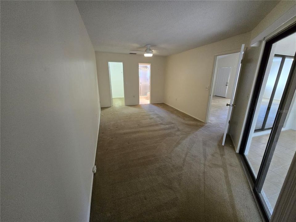 For Sale: $145,000 (2 beds, 2 baths, 1134 Square Feet)