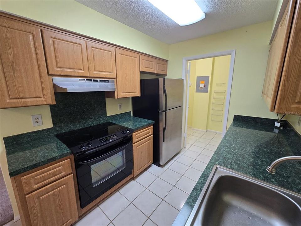 For Sale: $145,000 (2 beds, 2 baths, 1134 Square Feet)