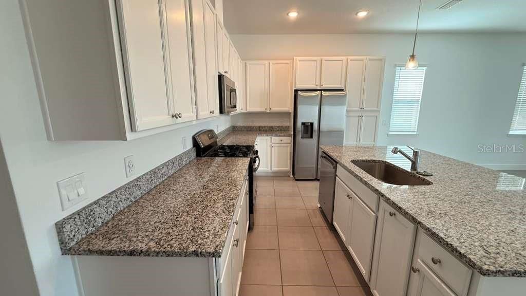 For Rent: $3,500 (4 beds, 3 baths, 2148 Square Feet)