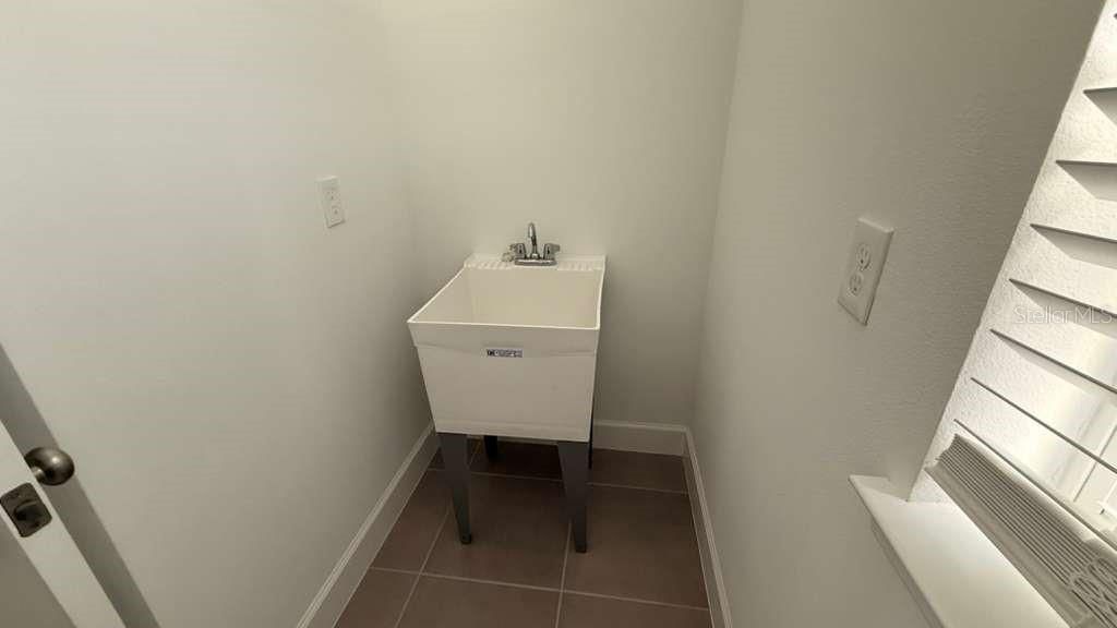 For Rent: $3,500 (4 beds, 3 baths, 2148 Square Feet)