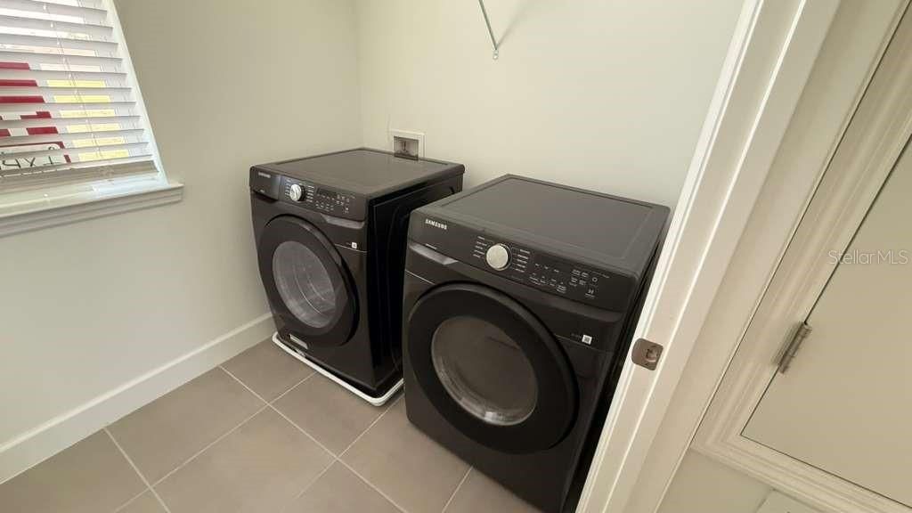 For Rent: $3,500 (4 beds, 3 baths, 2148 Square Feet)