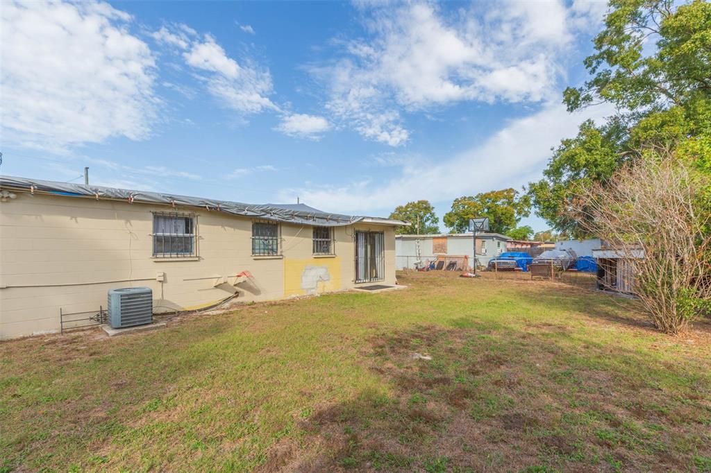 En Venta: $198,000 (3 camas, 1 baños, 888 Pies cuadrados)