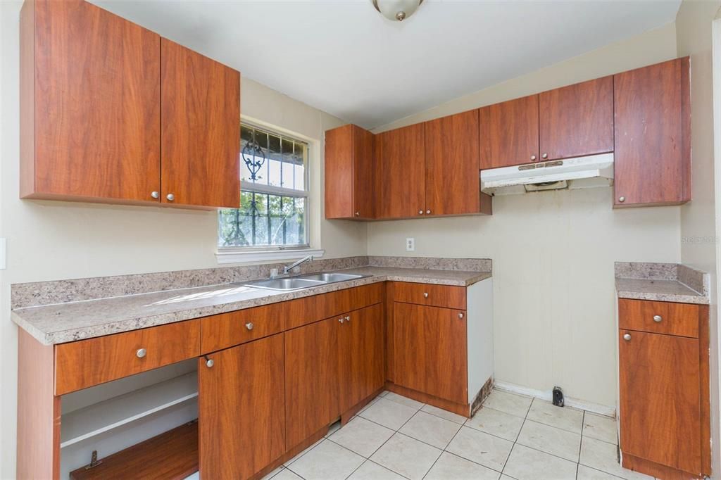 En Venta: $198,000 (3 camas, 1 baños, 888 Pies cuadrados)