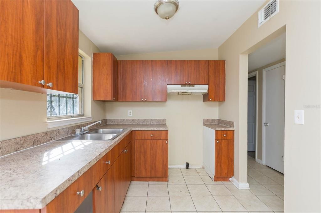 En Venta: $198,000 (3 camas, 1 baños, 888 Pies cuadrados)