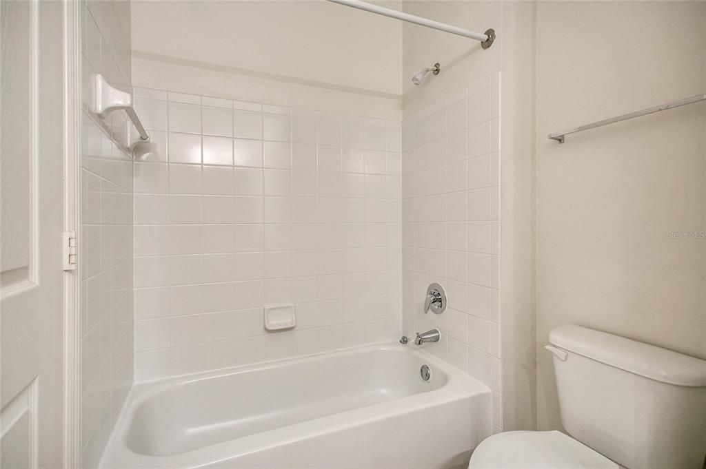 出租: $1,895 (2 贝兹, 2 浴室, 1548 平方英尺)