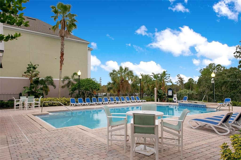 出租: $1,895 (2 贝兹, 2 浴室, 1548 平方英尺)