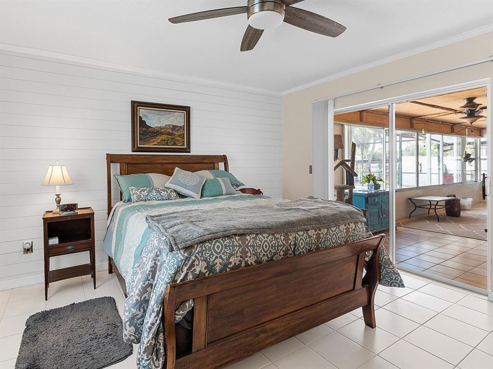 待售: $429,000 (2 贝兹, 2 浴室, 1645 平方英尺)