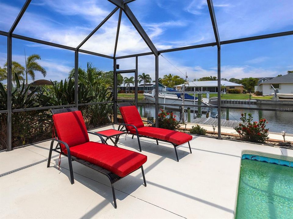 待售: $429,000 (2 贝兹, 2 浴室, 1645 平方英尺)