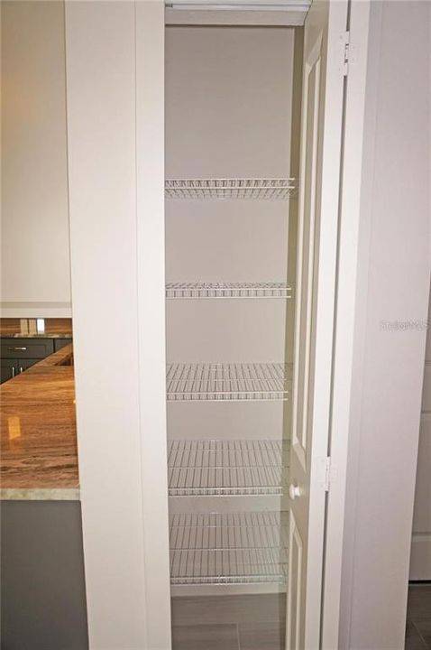 出租: $2,150 (3 贝兹, 2 浴室, 1357 平方英尺)