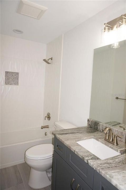 出租: $2,150 (3 贝兹, 2 浴室, 1357 平方英尺)