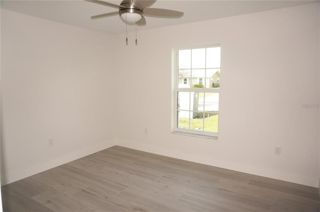 出租: $2,150 (3 贝兹, 2 浴室, 1357 平方英尺)