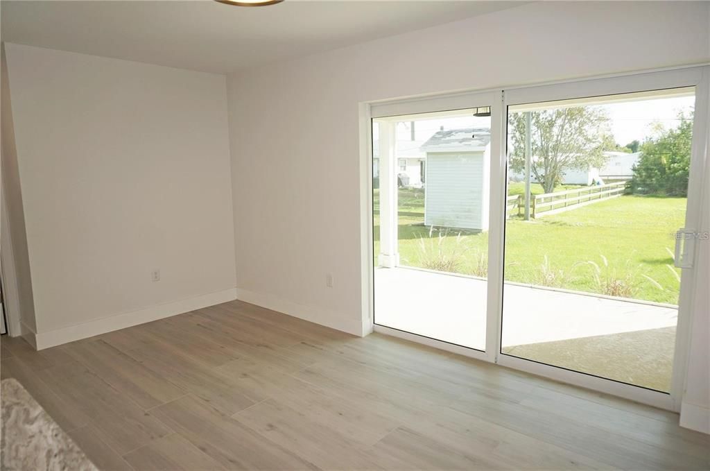 出租: $2,150 (3 贝兹, 2 浴室, 1357 平方英尺)