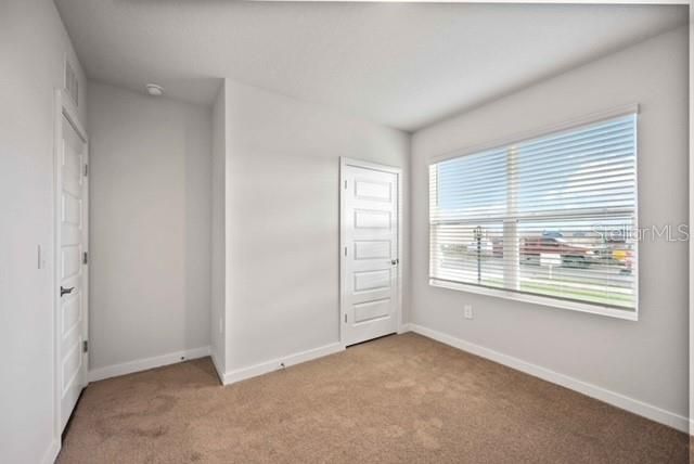 В аренду: $3,200 (4 спален, 2 ванн, 1843 Квадратных фут)