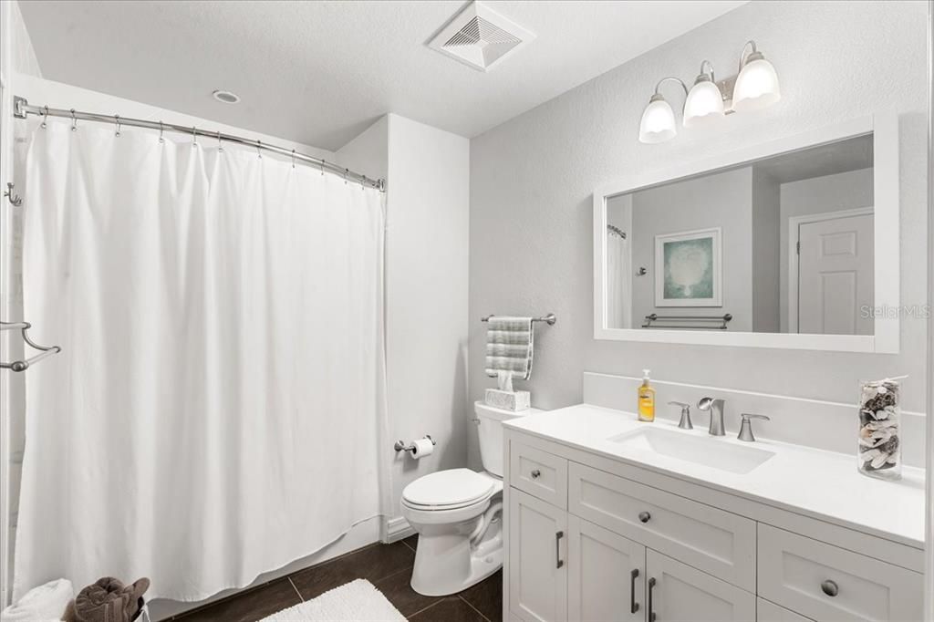 For Sale: $359,999 (3 beds, 3 baths, 1630 Square Feet)