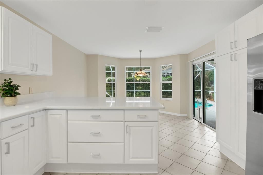 На продажу: $447,900 (3 спален, 2 ванн, 1902 Квадратных фут)