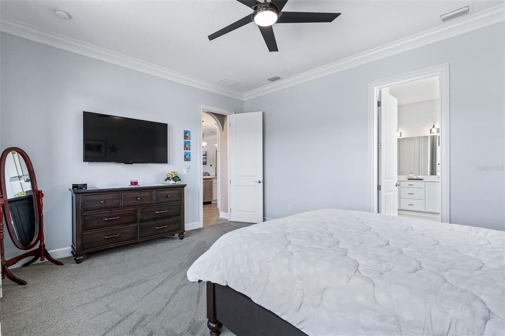 待售: $695,000 (3 贝兹, 2 浴室, 1987 平方英尺)