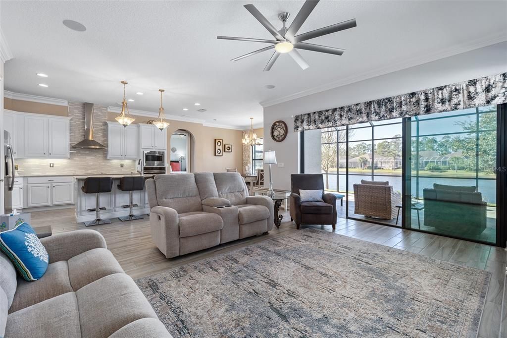 待售: $695,000 (3 贝兹, 2 浴室, 1987 平方英尺)