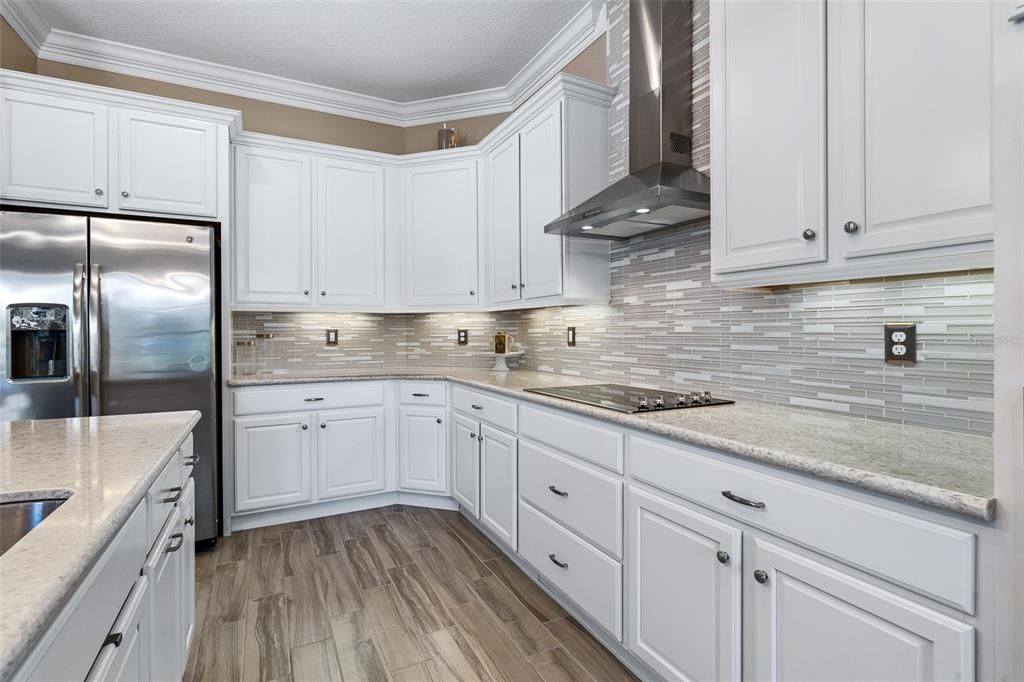 待售: $695,000 (3 贝兹, 2 浴室, 1987 平方英尺)