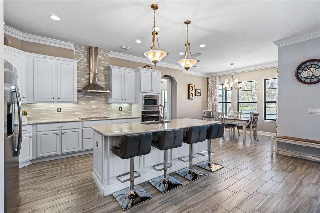 待售: $695,000 (3 贝兹, 2 浴室, 1987 平方英尺)