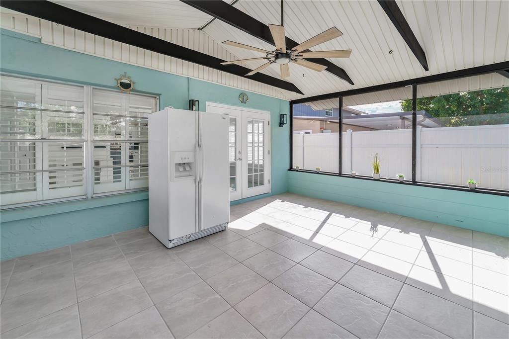 En Venta: $525,000 (3 camas, 2 baños, 1870 Pies cuadrados)