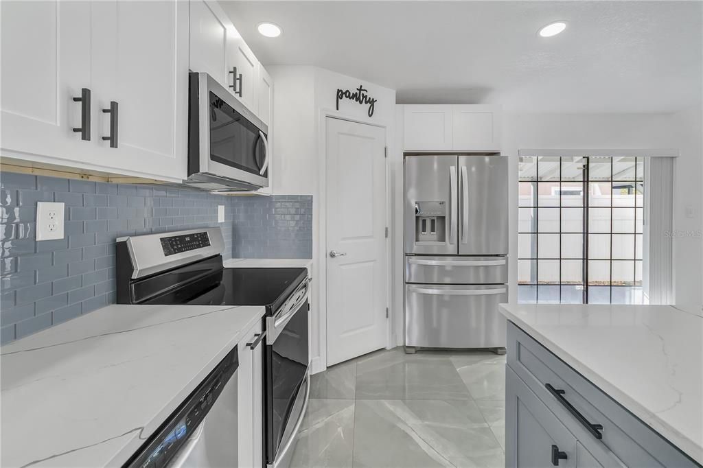 En Venta: $525,000 (3 camas, 2 baños, 1870 Pies cuadrados)