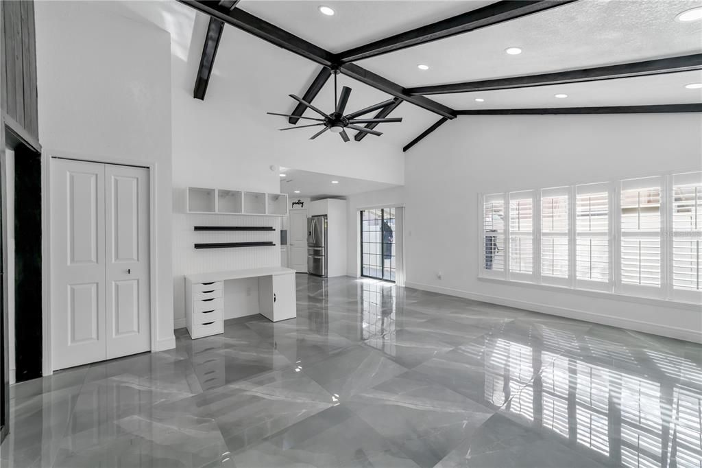 En Venta: $525,000 (3 camas, 2 baños, 1870 Pies cuadrados)