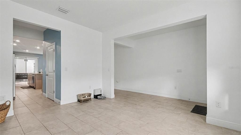 For Sale: $455,000 (5 beds, 3 baths, 3609 Square Feet)