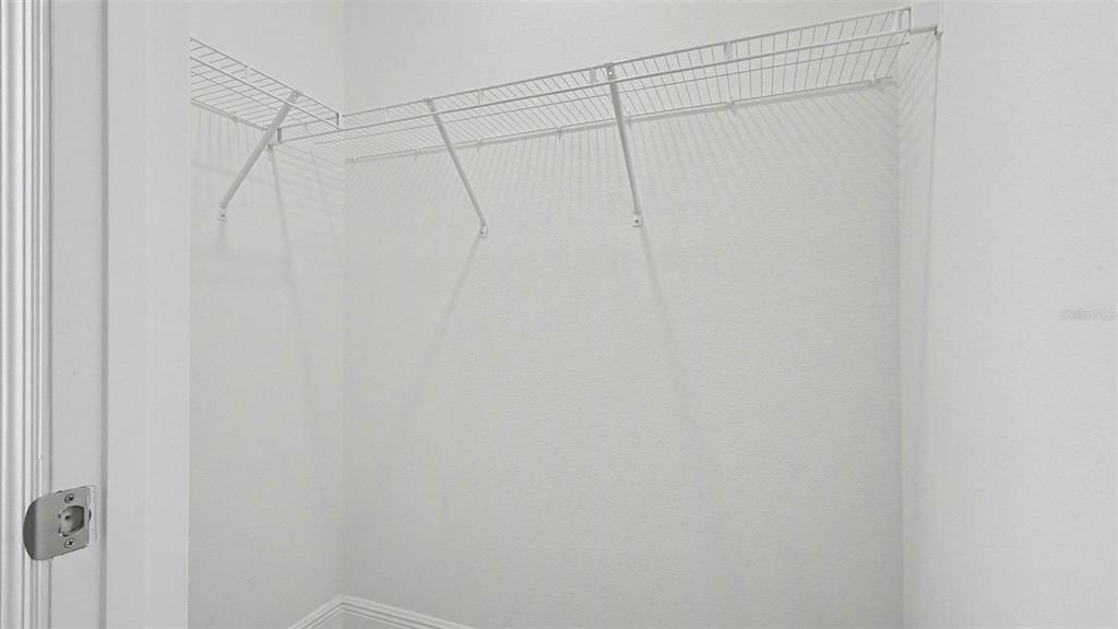 For Sale: $455,000 (5 beds, 3 baths, 3609 Square Feet)