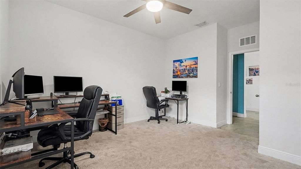 For Sale: $455,000 (5 beds, 3 baths, 3609 Square Feet)