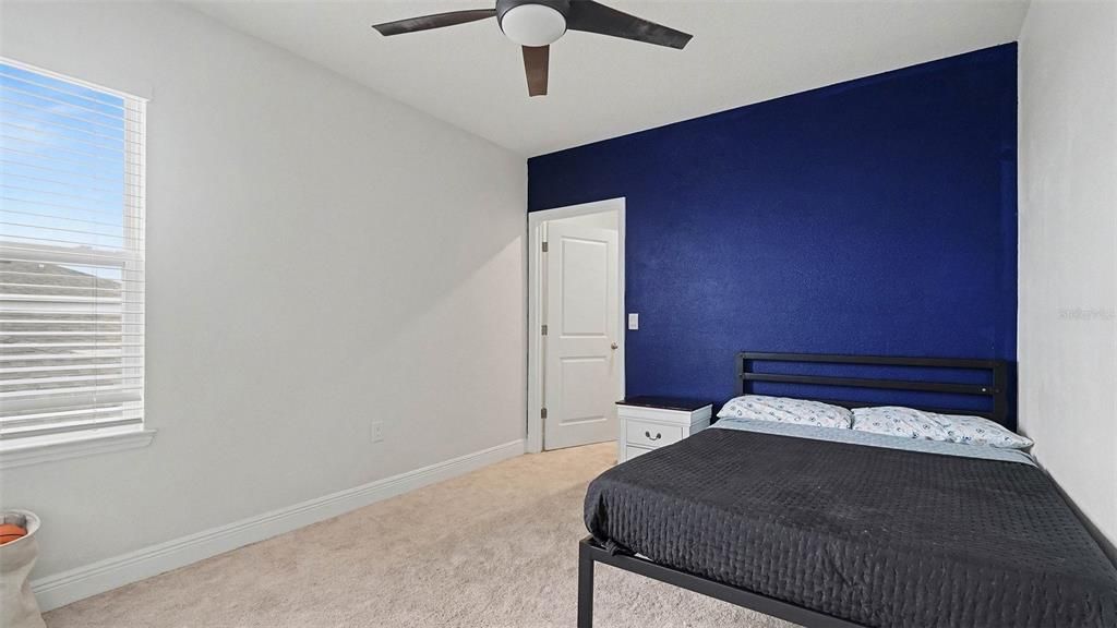 For Sale: $455,000 (5 beds, 3 baths, 3609 Square Feet)