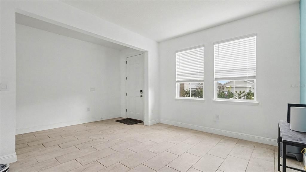 For Sale: $455,000 (5 beds, 3 baths, 3609 Square Feet)