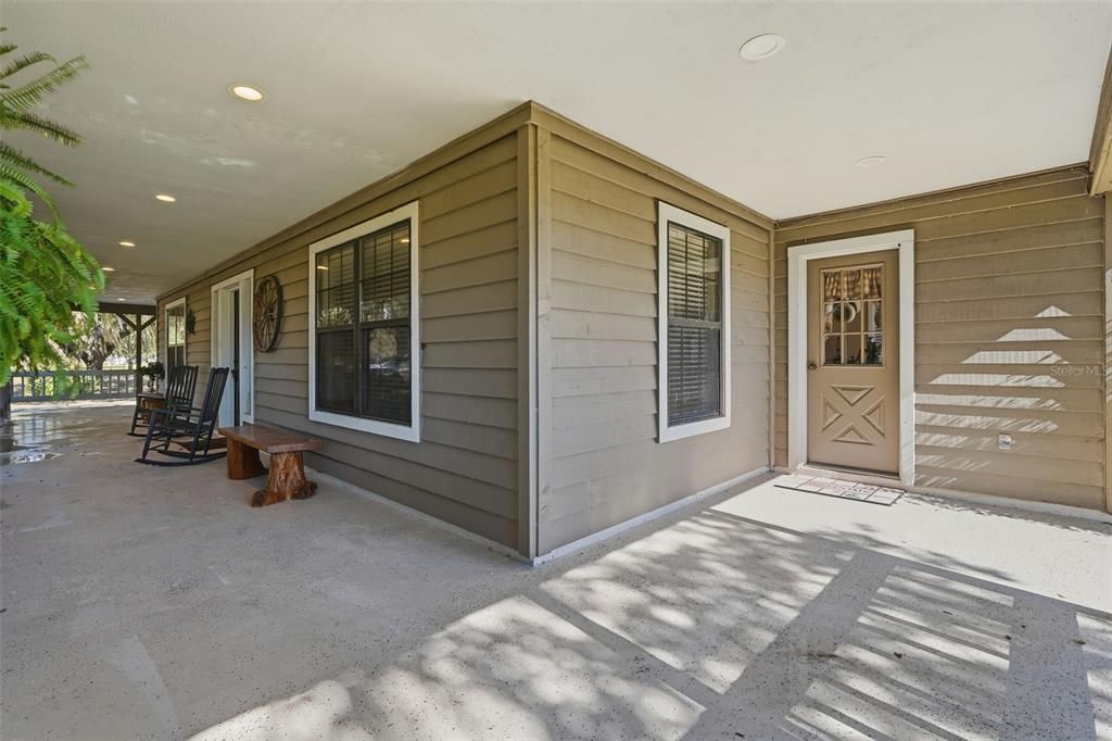 For Sale: $675,000 (3 beds, 2 baths, 2010 Square Feet)