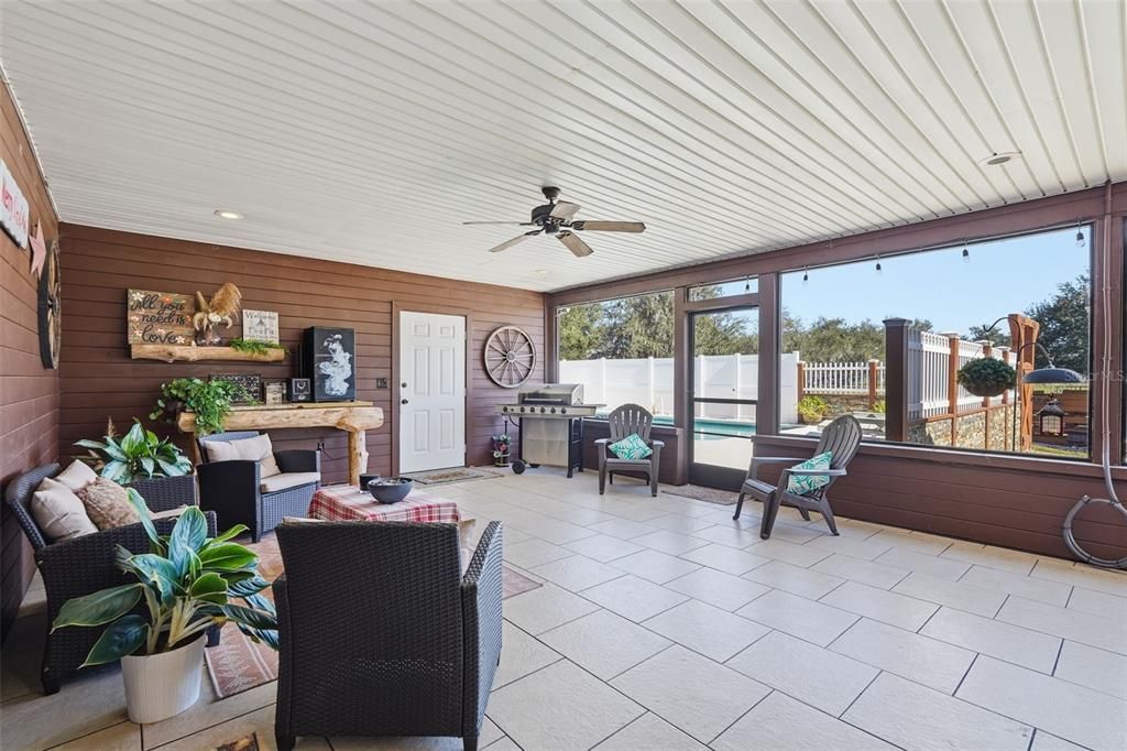 For Sale: $675,000 (3 beds, 2 baths, 2010 Square Feet)