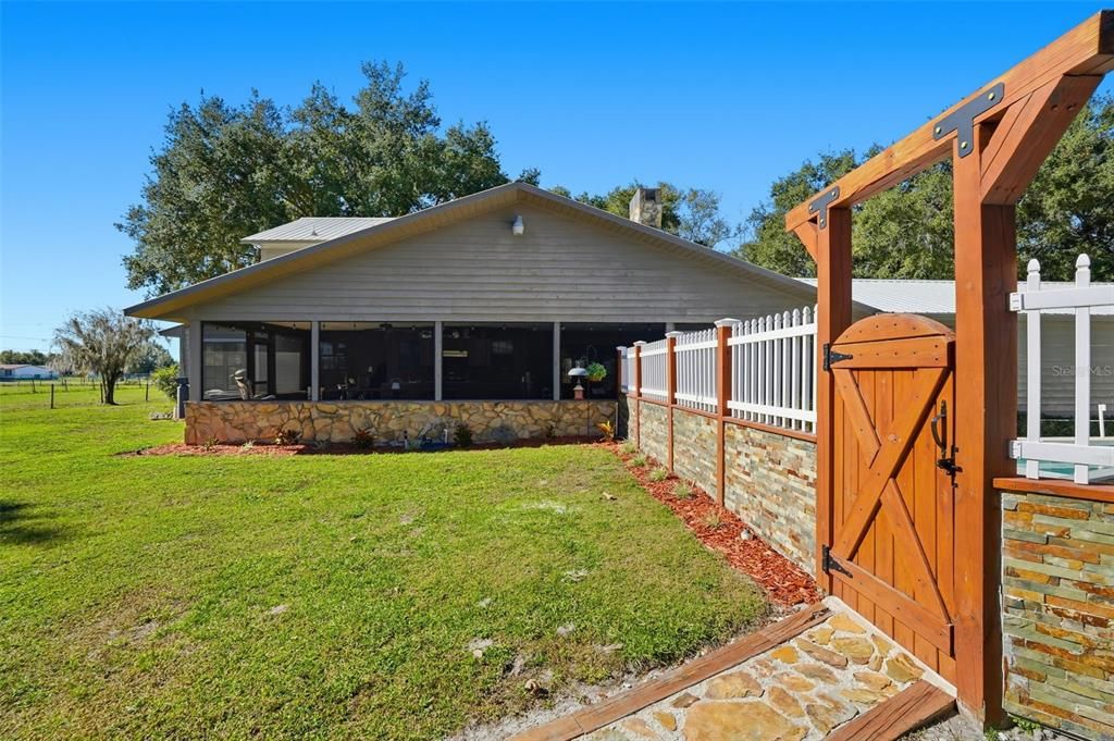 For Sale: $675,000 (3 beds, 2 baths, 2010 Square Feet)