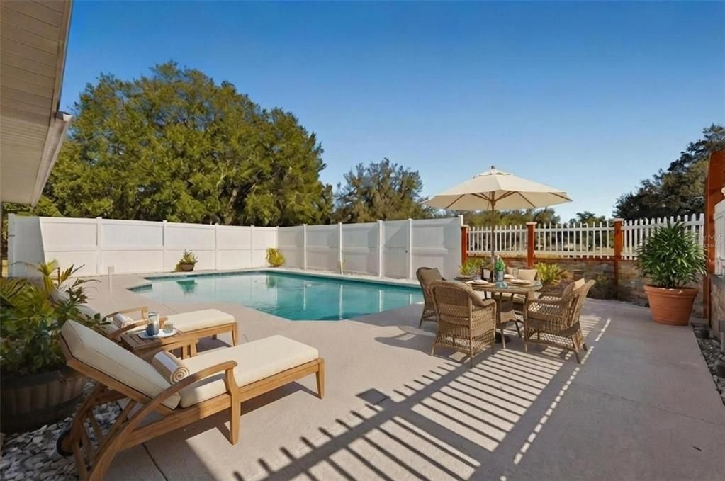 For Sale: $675,000 (3 beds, 2 baths, 2010 Square Feet)