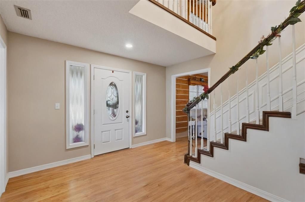 For Sale: $675,000 (3 beds, 2 baths, 2010 Square Feet)