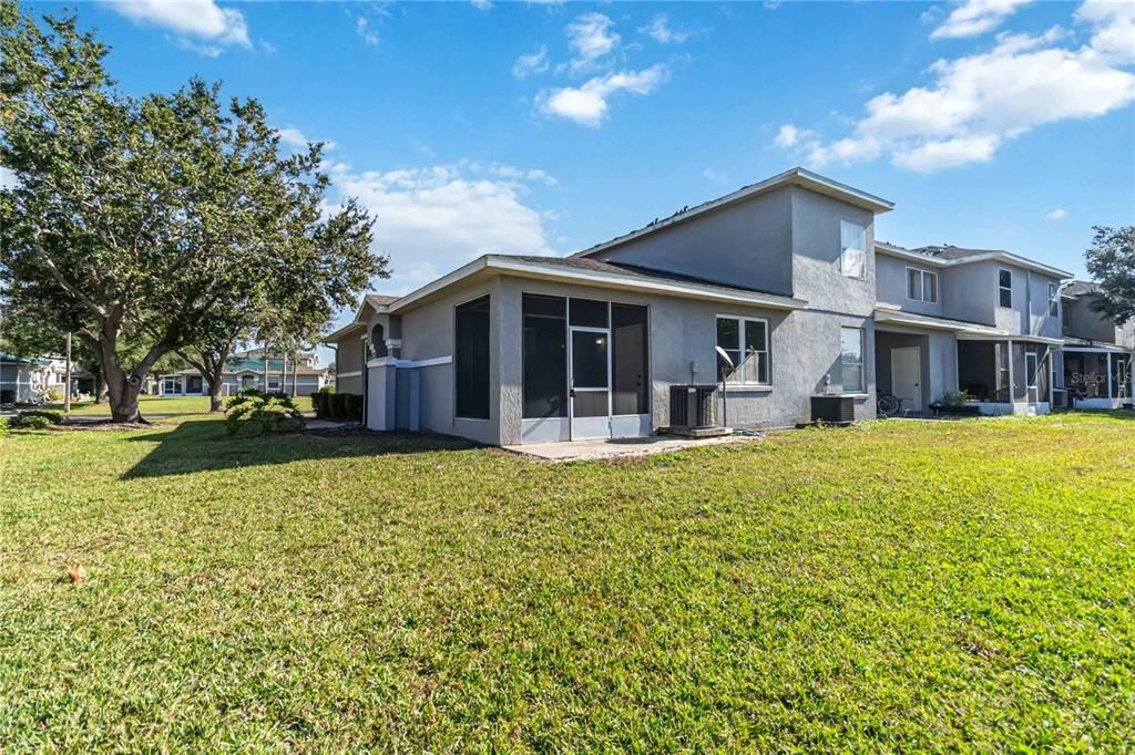 For Sale: $285,000 (3 beds, 2 baths, 1203 Square Feet)