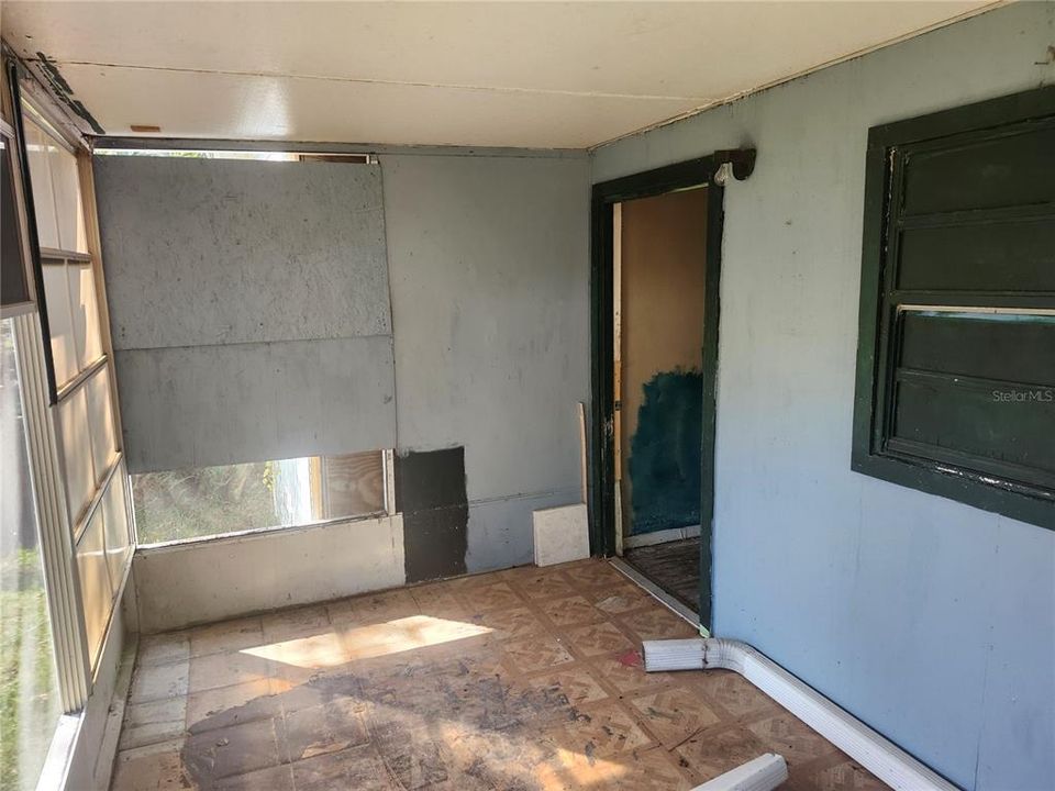 待售: $55,000 (2 贝兹, 1 浴室, 656 平方英尺)