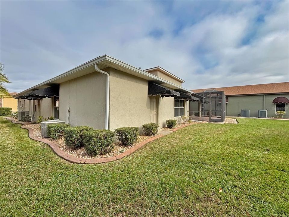 En Venta: $465,000 (3 camas, 3 baños, 2639 Pies cuadrados)