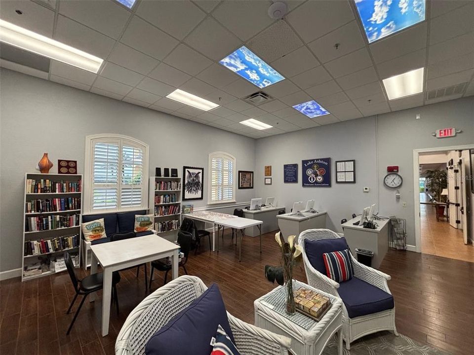 En Venta: $465,000 (3 camas, 3 baños, 2639 Pies cuadrados)