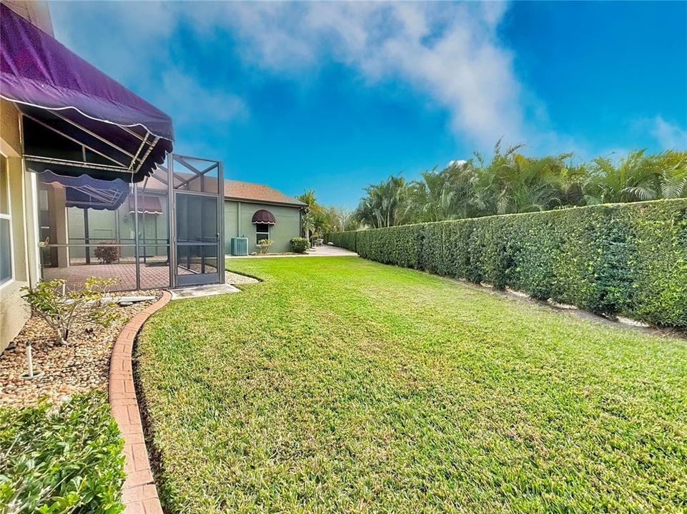 En Venta: $465,000 (3 camas, 3 baños, 2639 Pies cuadrados)