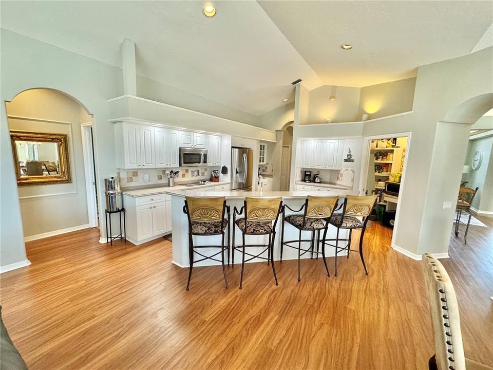 待售: $899,000 (4 贝兹, 3 浴室, 3009 平方英尺)