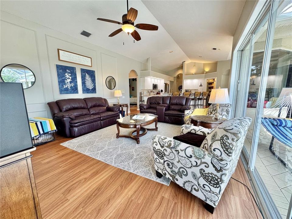 待售: $899,000 (4 贝兹, 3 浴室, 3009 平方英尺)