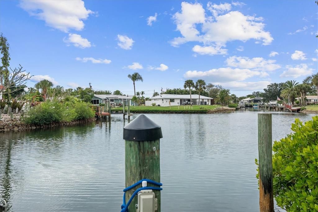 En Venta: $679,900 (2 camas, 2 baños, 2143 Pies cuadrados)