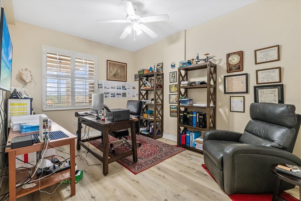 En Venta: $679,900 (2 camas, 2 baños, 2143 Pies cuadrados)