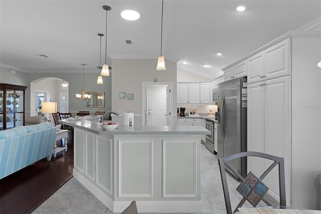 待售: $600,000 (3 贝兹, 2 浴室, 2109 平方英尺)