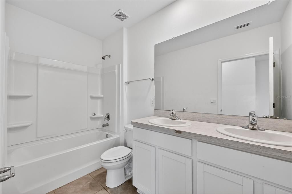 For Sale: $394,000 (4 beds, 2 baths, 2350 Square Feet)