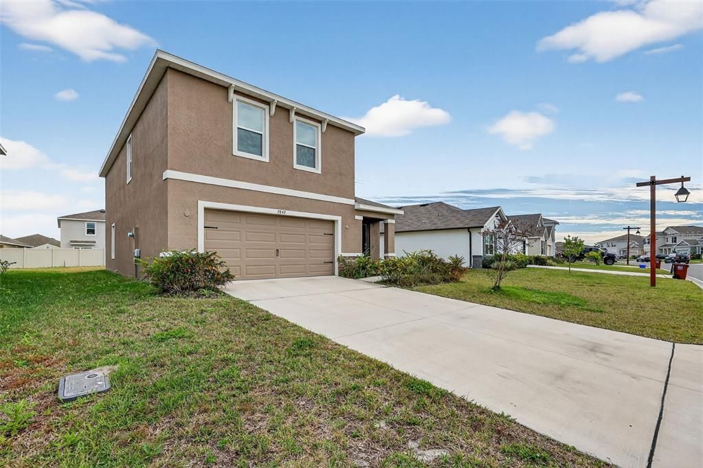 For Sale: $394,000 (4 beds, 2 baths, 2350 Square Feet)