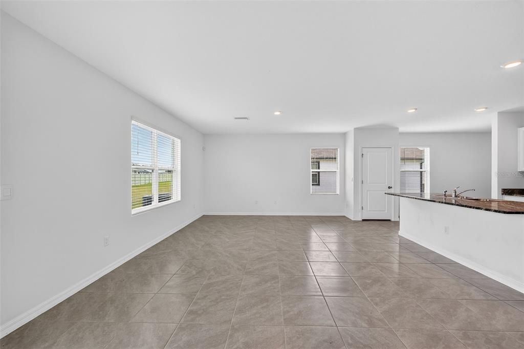 For Sale: $394,000 (4 beds, 2 baths, 2350 Square Feet)